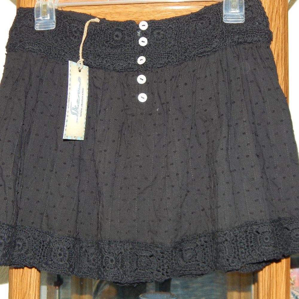 NWT $90 Black Crochet Trim Mini Skirt from SKEMO XXS 0 2